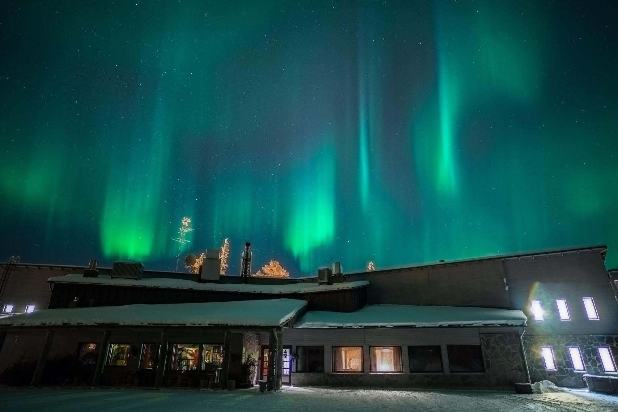 Santa'S Hotel Aurora & Igloos Luosto Exterior foto